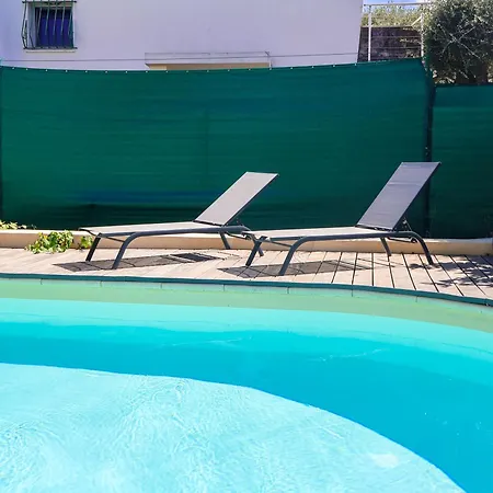 Les Hirondelles Casa de Férias *