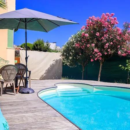 Les Hirondelles Casa de Férias *